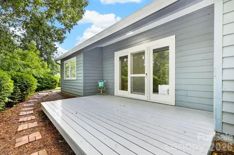 10 Laurel Place Drive Asheville NC 28803