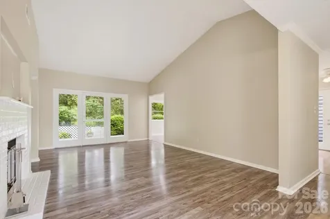 10 Laurel Place Drive Asheville NC 28803