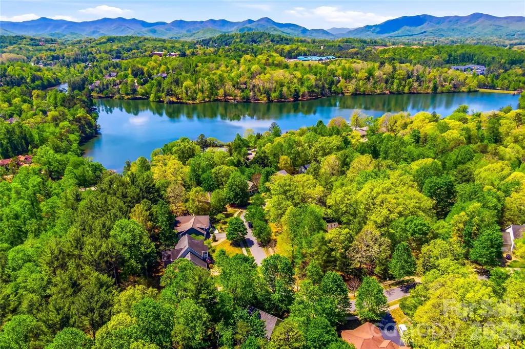 130 Ginger Quill Circle Biltmore Lake NC 28715