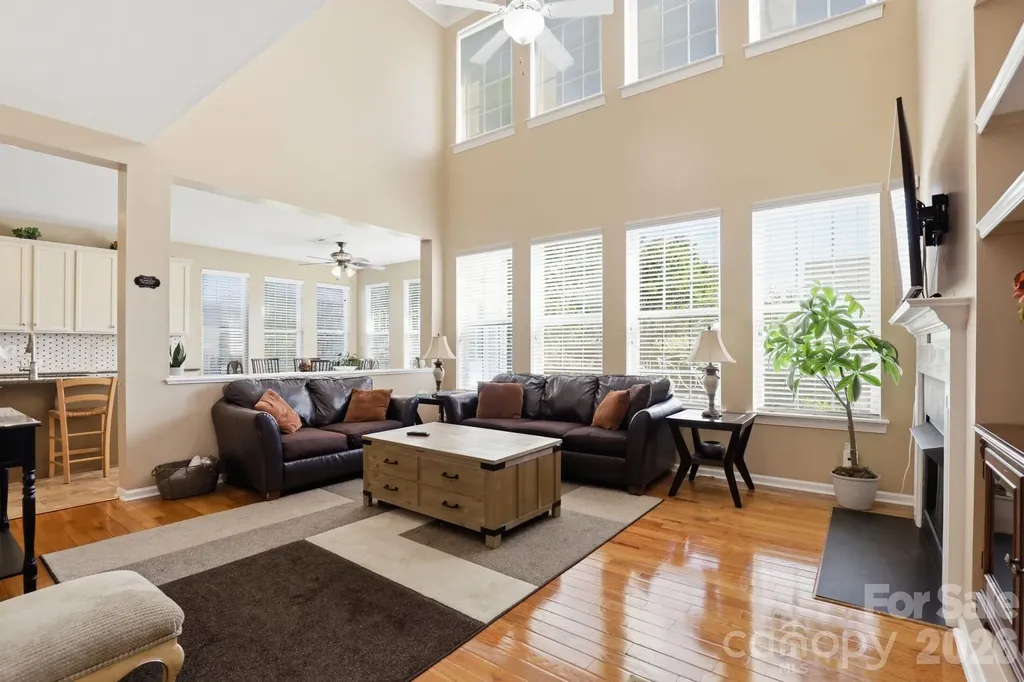 10122 Whiteburn Court Charlotte NC 28278