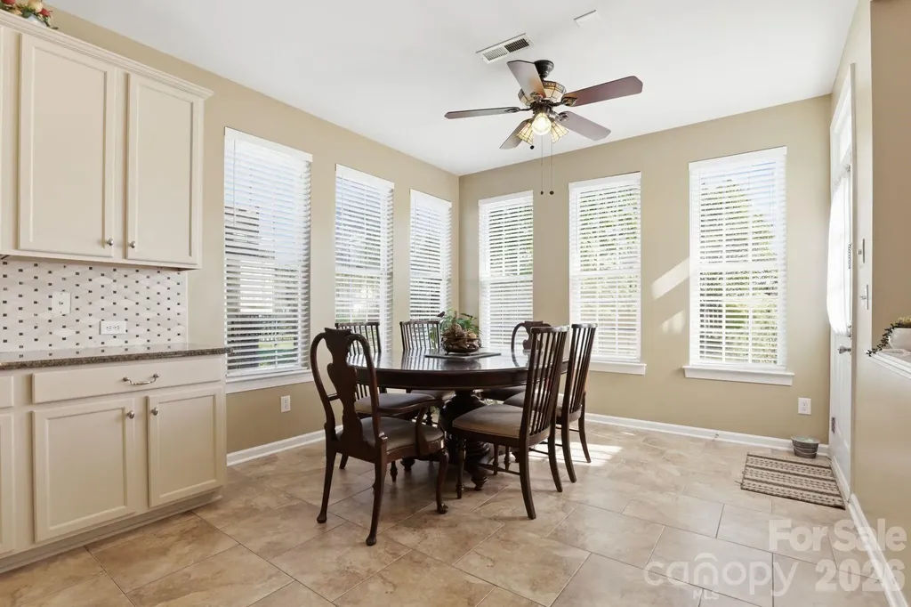 10122 Whiteburn Court Charlotte NC 28278