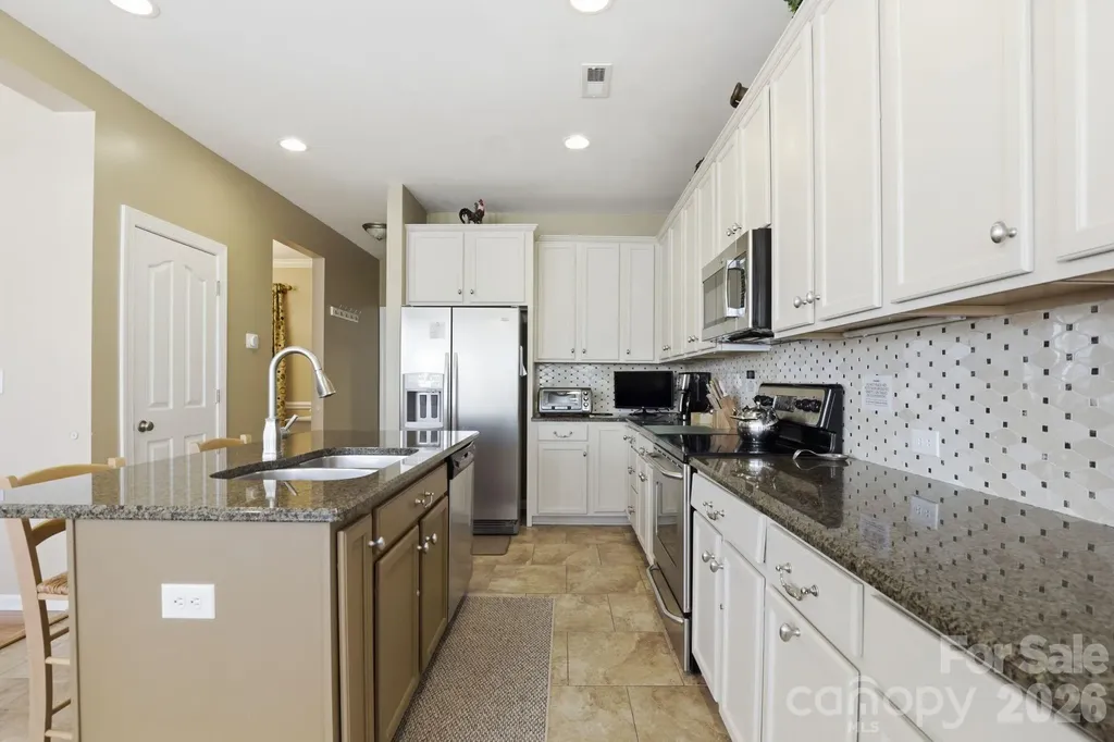 10122 Whiteburn Court Charlotte NC 28278