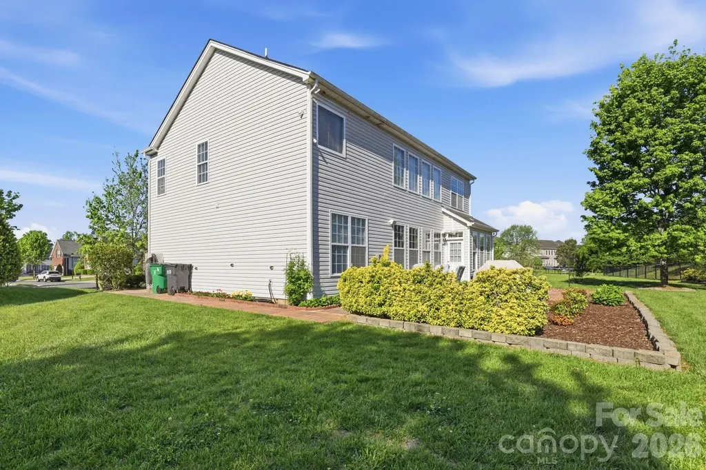 10122 Whiteburn Court Charlotte NC 28278