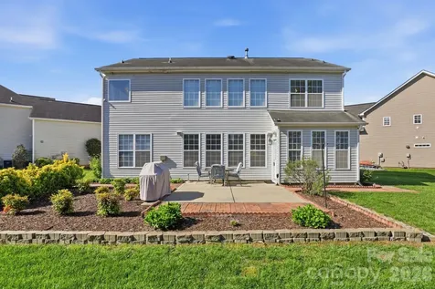 10122 Whiteburn Court Charlotte NC 28278