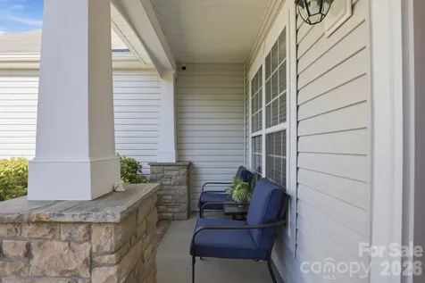 10122 Whiteburn Court Charlotte NC 28278
