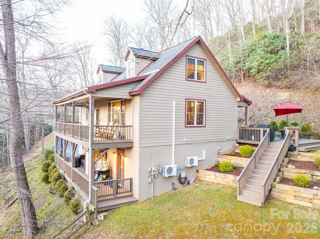 126 Moore Mountain Road Vilas NC 28692