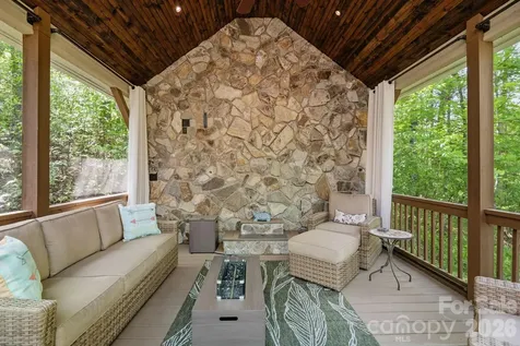 280 Bear River Lodge Trail Marshall NC 28753