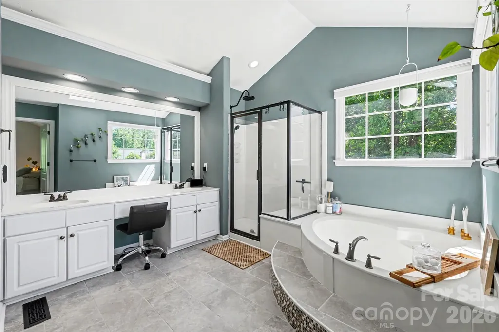 6213 Knightsgate Court Charlotte NC 28269