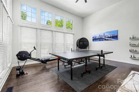 6213 Knightsgate Court Charlotte NC 28269