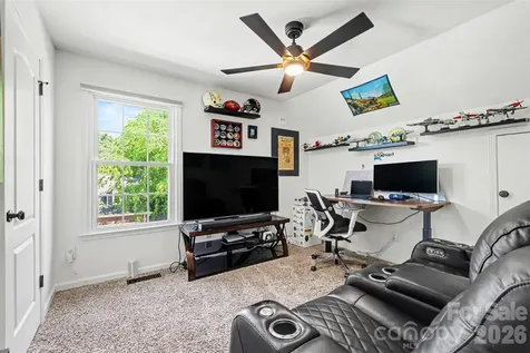 6213 Knightsgate Court Charlotte NC 28269