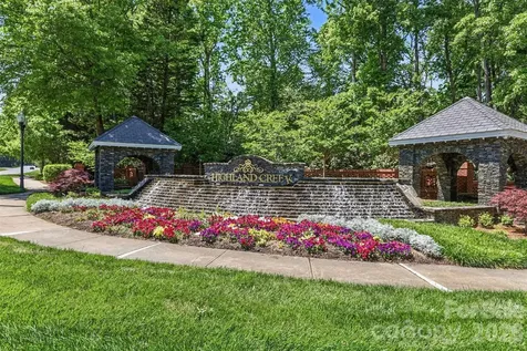 6213 Knightsgate Court Charlotte NC 28269