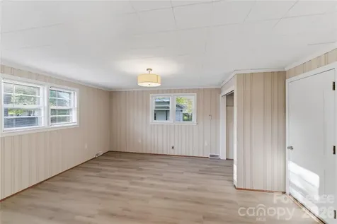 2405 Greenland Avenue Charlotte NC 28208