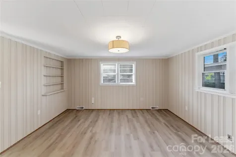 2405 Greenland Avenue Charlotte NC 28208