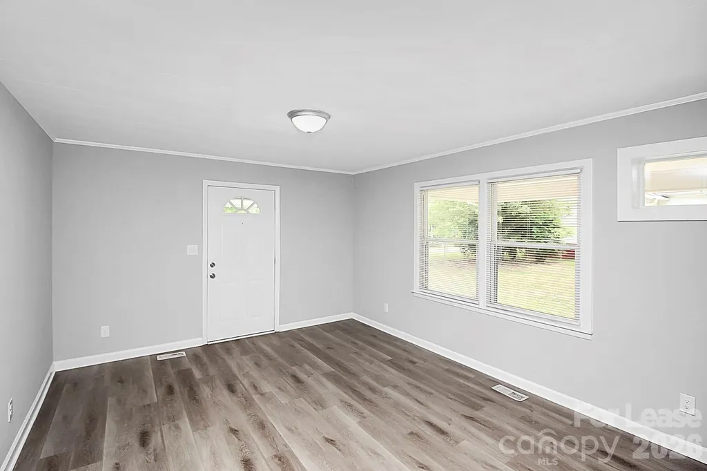 1017 Mclain Road Kannapolis NC 28083