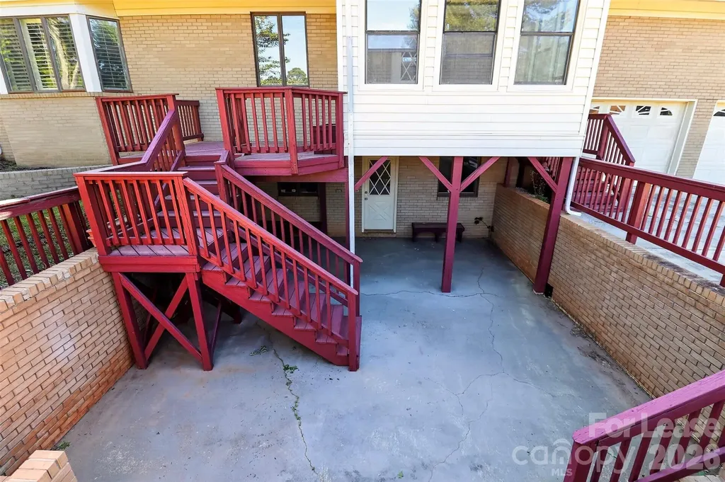8109 Reames Road Charlotte NC 28216