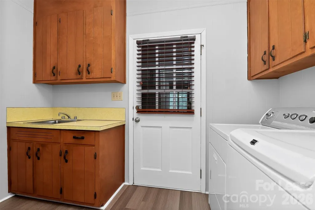8109 Reames Road Charlotte NC 28216