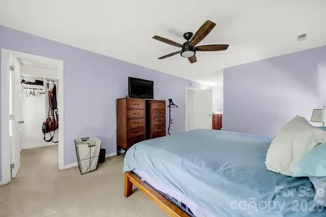 8802 Kirchenbaum Drive Charlotte NC 28210