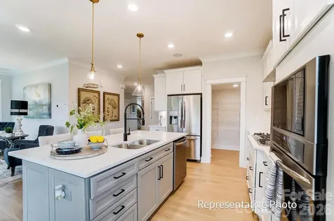 13130 Foxberry Road Charlotte NC 28213