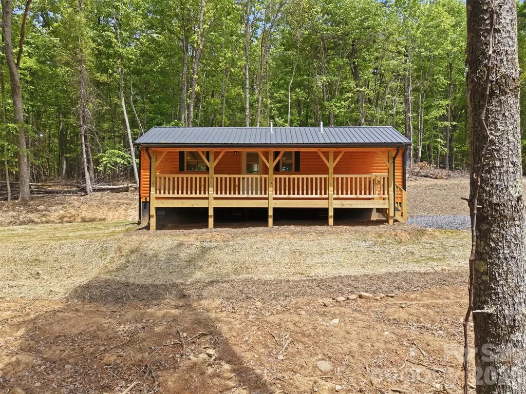387 Tree Top Circle Fleetwood NC 28626