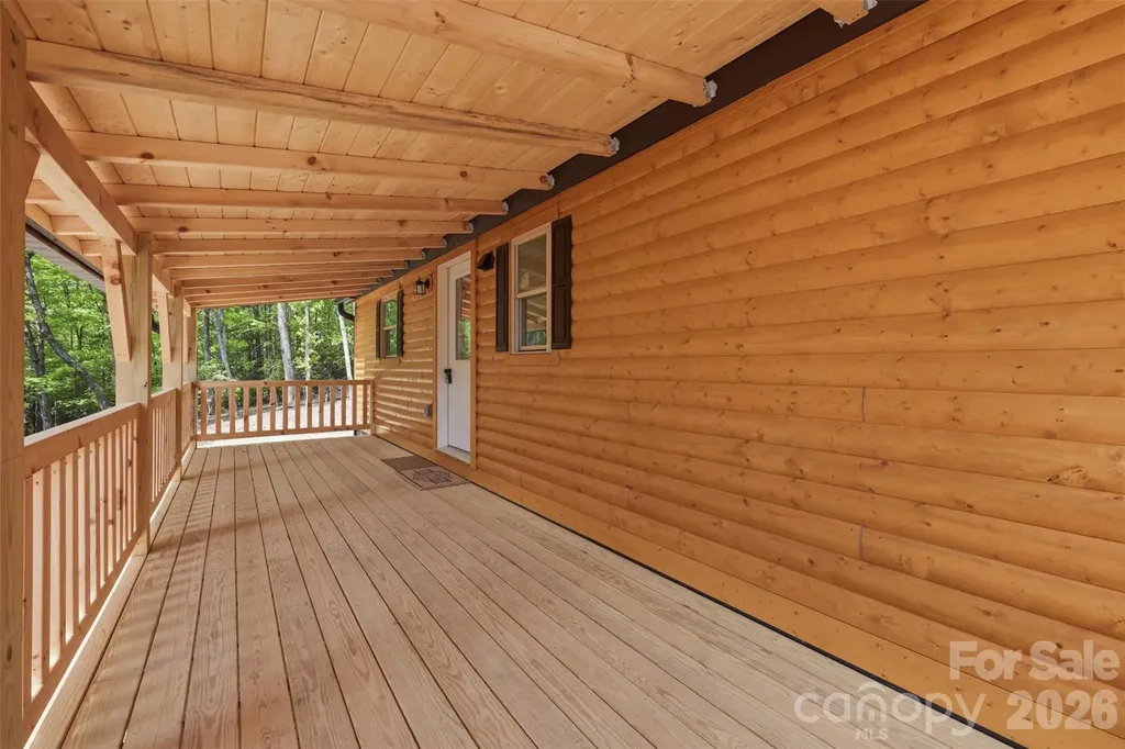 387 Tree Top Circle Fleetwood NC 28626