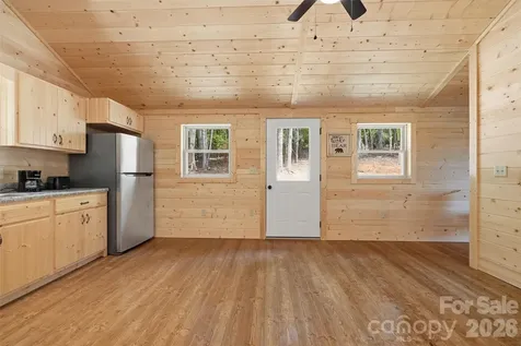 387 Tree Top Circle Fleetwood NC 28626