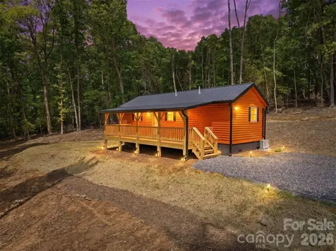 387 Tree Top Circle Fleetwood NC 28626