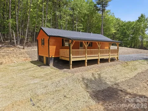 387 Tree Top Circle Fleetwood NC 28626
