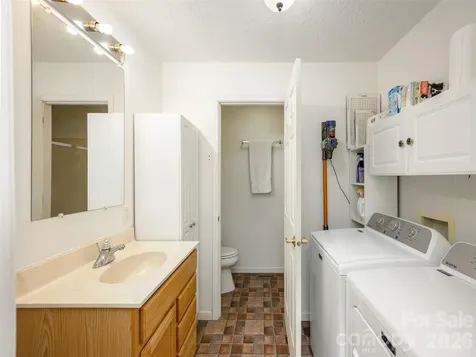 5 Pottery Terrace Trail Flat Rock NC 28731