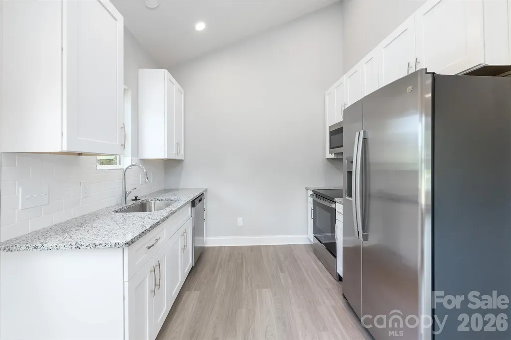 6625 Tracy Avenue Charlotte NC 28214