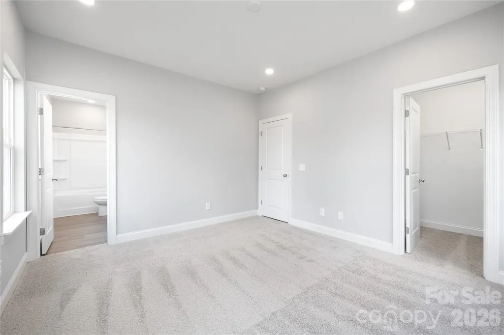 6625 Tracy Avenue Charlotte NC 28214