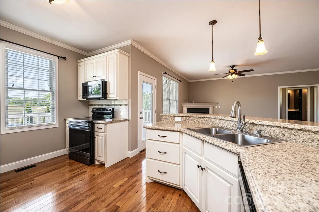 379 Horseshoe Bend Road Hudson NC 28638
