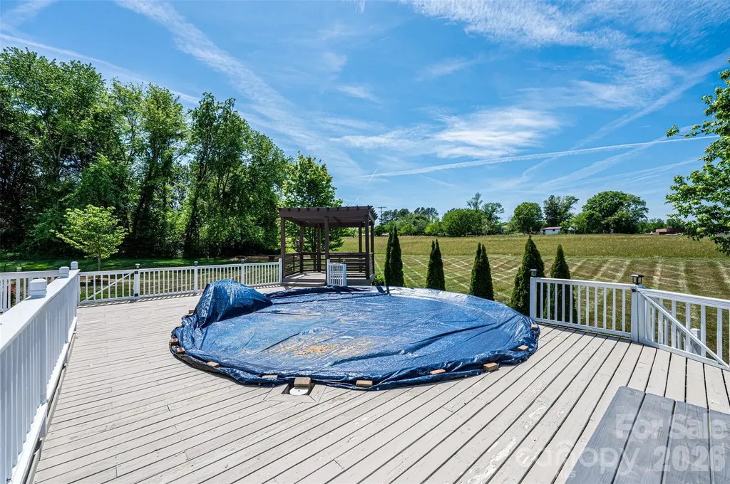379 Horseshoe Bend Road Hudson NC 28638