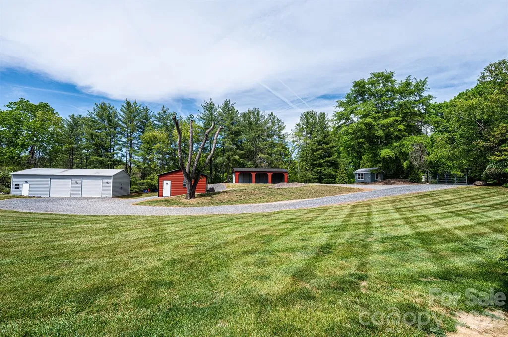 379 Horseshoe Bend Road Hudson NC 28638