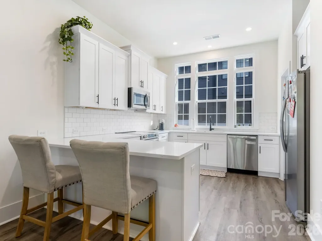 226 Sutton Park Lane Charlotte NC 28211