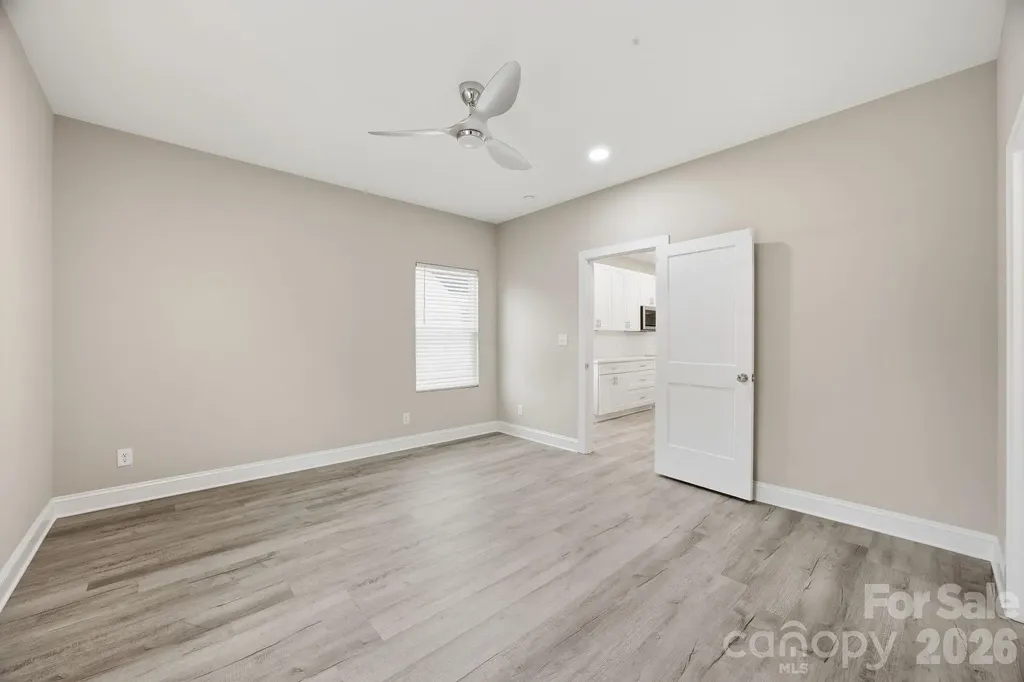 3800 Freedom Drive Charlotte NC 28208