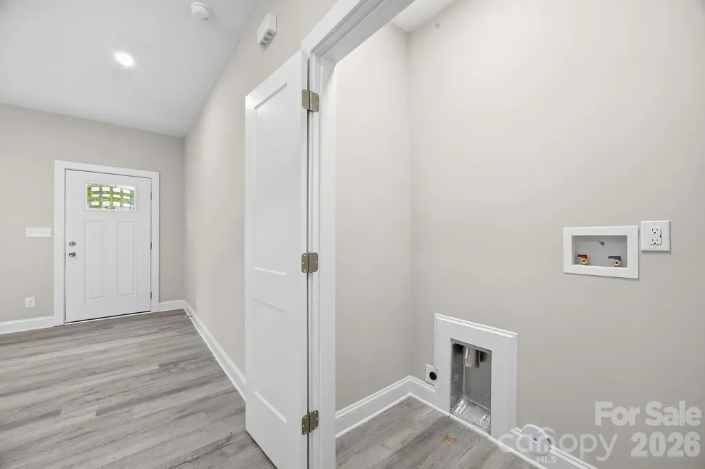 3800 Freedom Drive Charlotte NC 28208