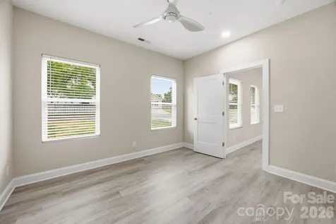 3800 Freedom Drive Charlotte NC 28208