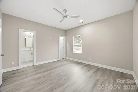 3800 Freedom Drive Charlotte NC 28208