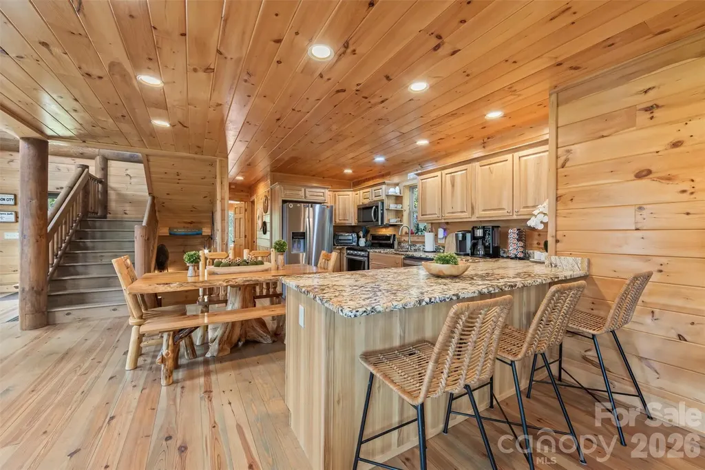 356 Walnut Cove Ridge Bryson City NC 28713