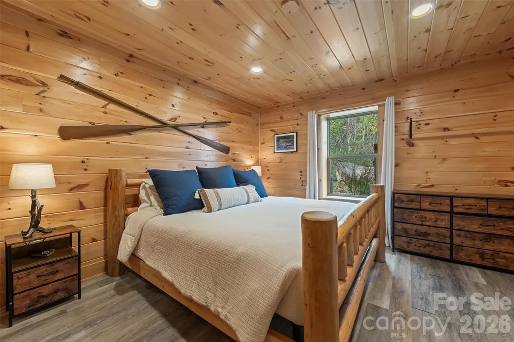 356 Walnut Cove Ridge Bryson City NC 28713