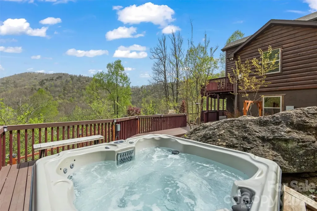 356 Walnut Cove Ridge Bryson City NC 28713