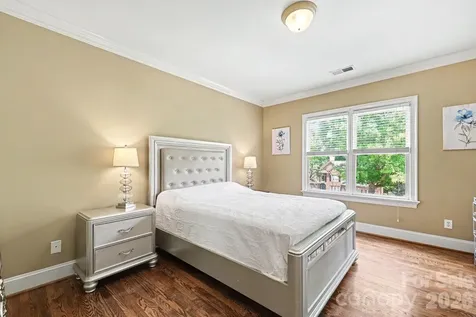 10615 Lederer Avenue Charlotte NC 28277
