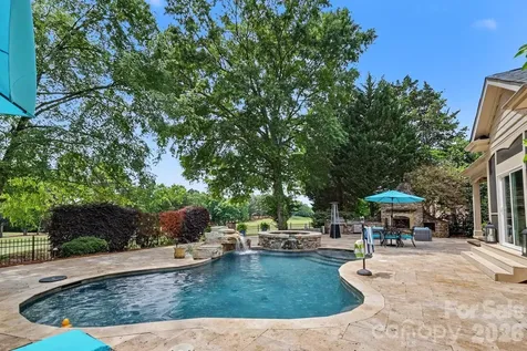 10615 Lederer Avenue Charlotte NC 28277