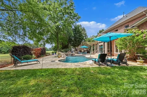 10615 Lederer Avenue Charlotte NC 28277