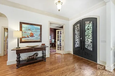 10615 Lederer Avenue Charlotte NC 28277