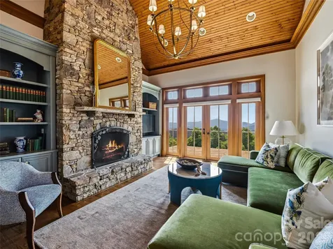 21 Ebby Ridge Fairview NC 28730