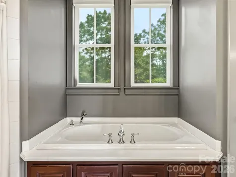 21 Ebby Ridge Fairview NC 28730