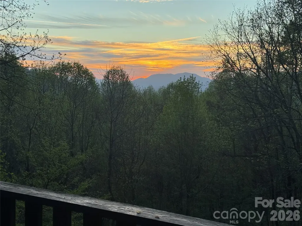 1618 Walnut Creek Road Waynesville NC 28786