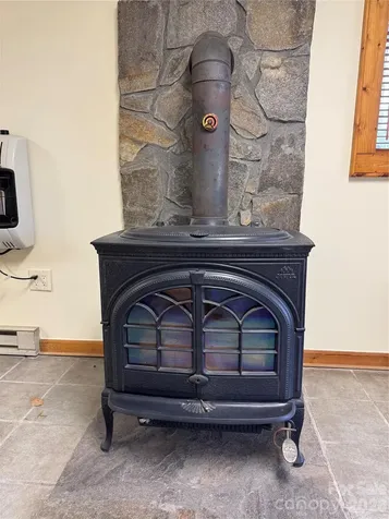 1618 Walnut Creek Road Waynesville NC 28786