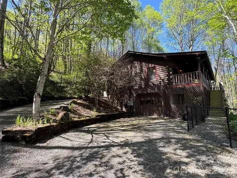 1618 Walnut Creek Road Waynesville NC 28786